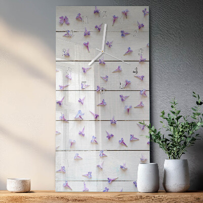 Vertical wall clock Pattern