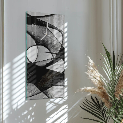 Vertical wall clock Pattern
