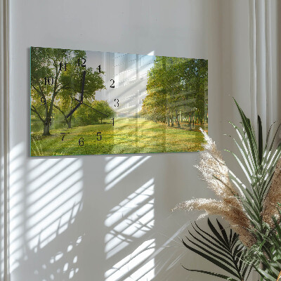 Horizontal wall clock The greenery of nature