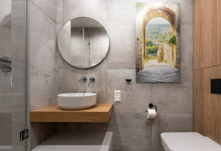How to decorate your bathroom? Practical tips and inspiration