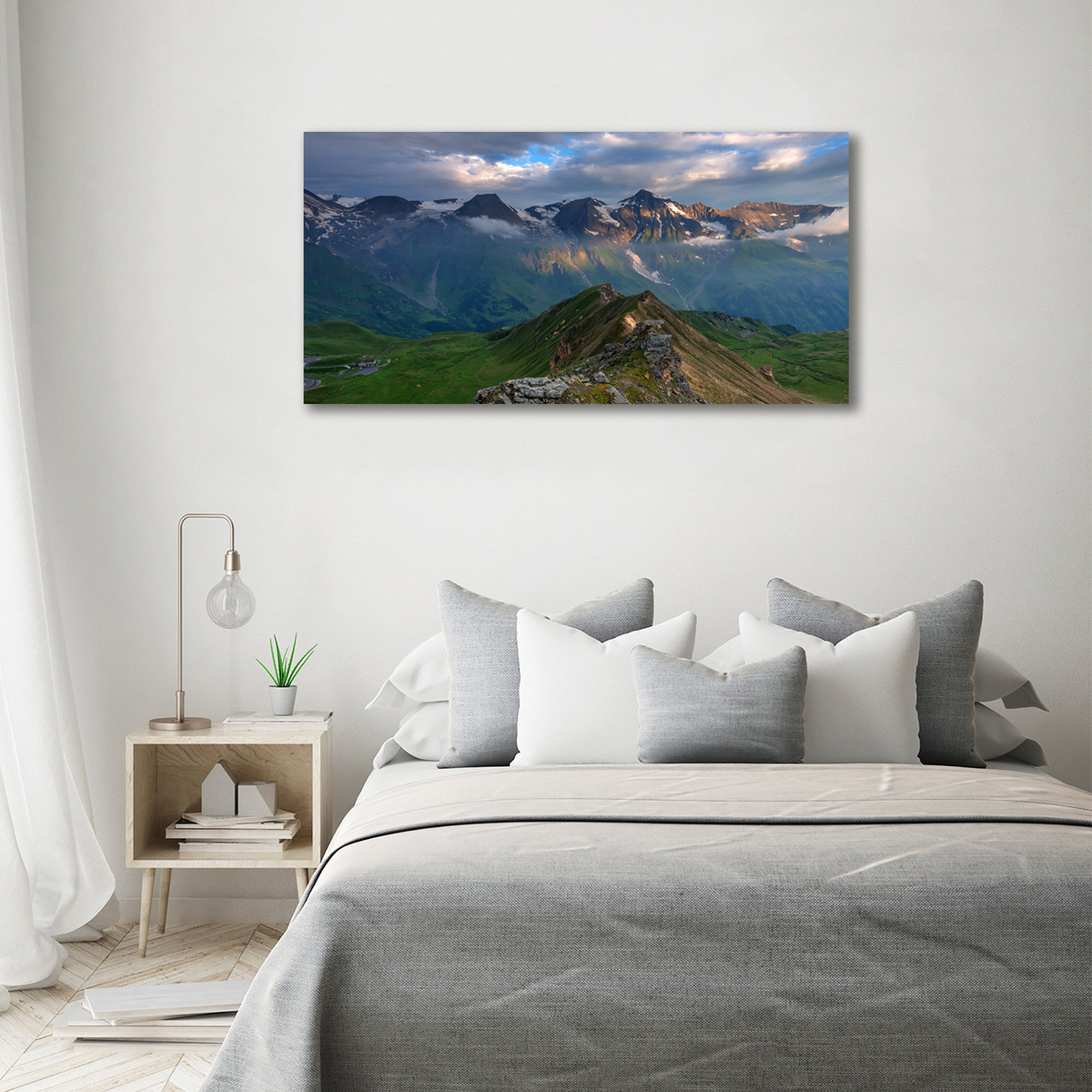 Images printed on canvas ideal for classic interiors
