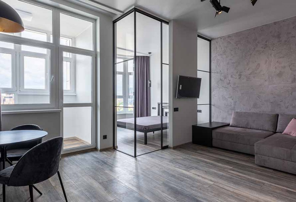 How to reconcile the living room and bedroom?