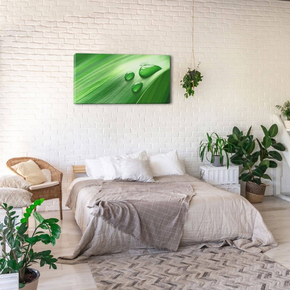 how to decorate a bedroom in a block of flats